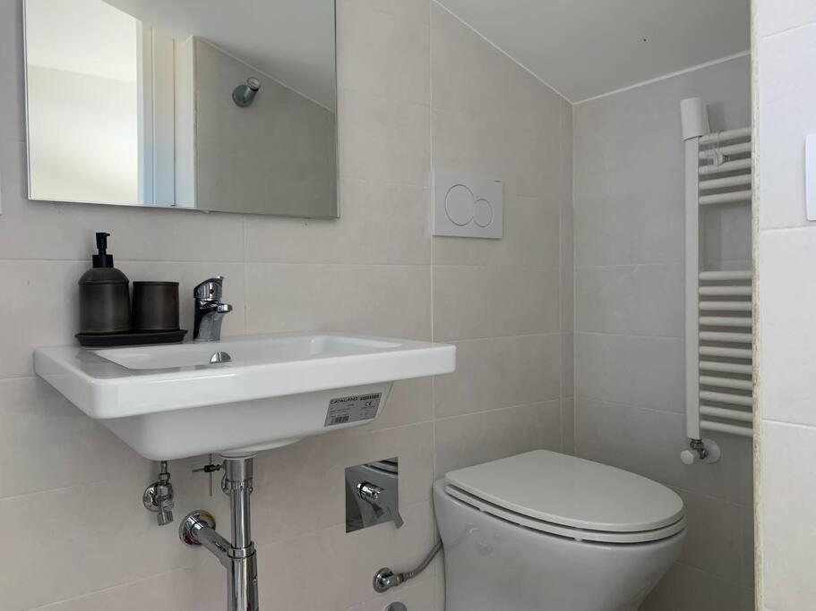 Carolas Luxury House Fiumicino Buitenkant foto