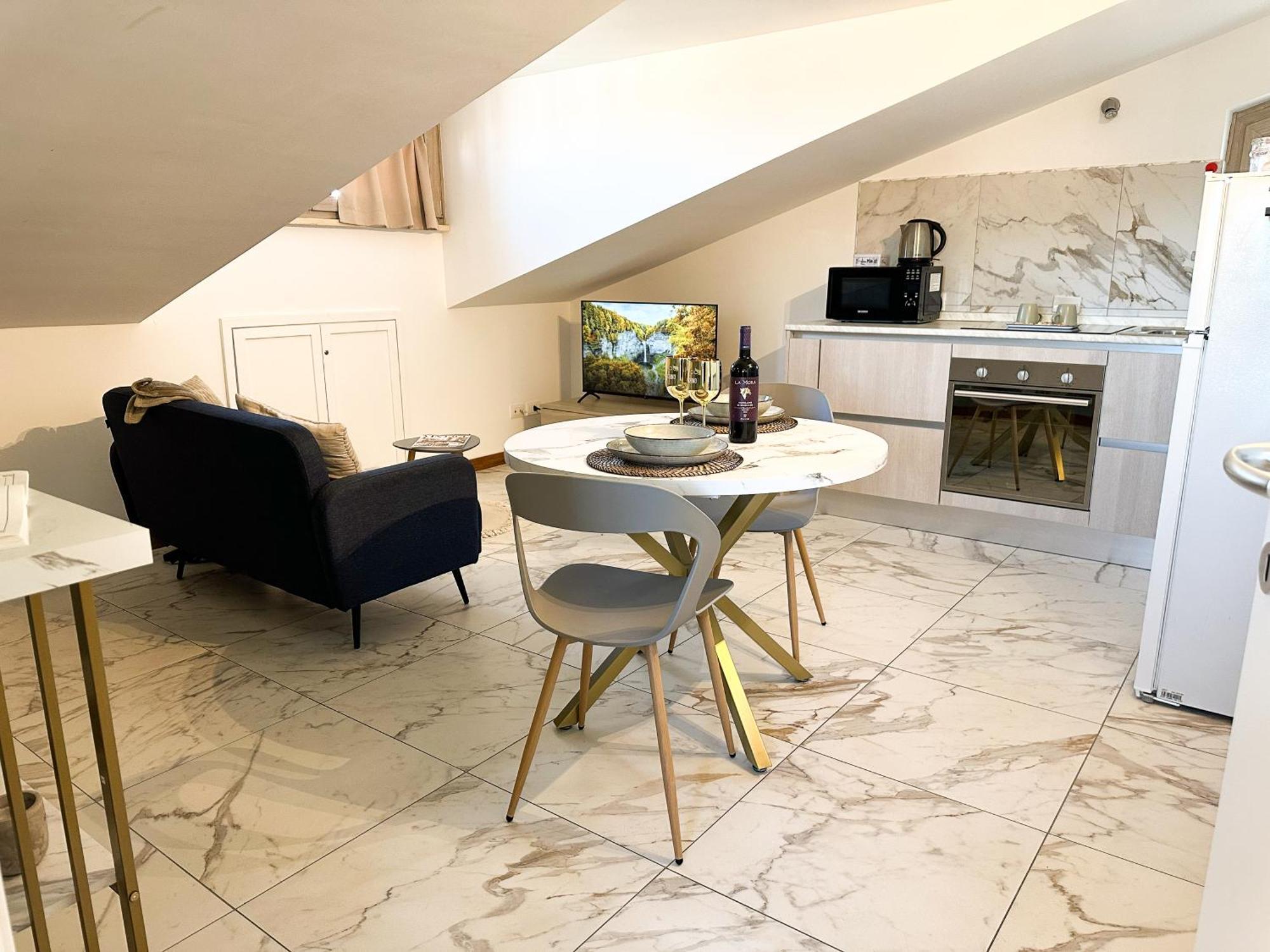 Carolas Luxury House Fiumicino Buitenkant foto